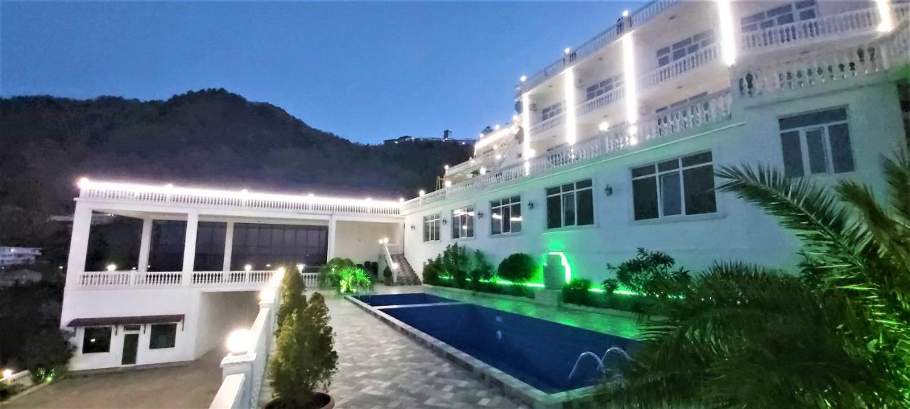 Hotel Zura Palace Kvariati Dış mekan fotoğraf